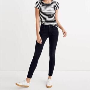 Madewell Curvy High-Rise Skinny Jeans in Starkey Wash